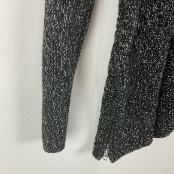 Athleta Northern Lights wool cashmere v-neck pullover sweater, S - Picture 3 of 6